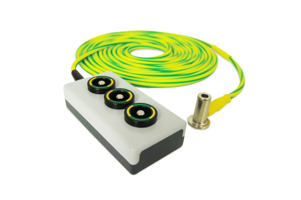 ZPA 3-Way Socket 6 mm² – 1m supply cable